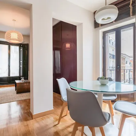 Apartamento Exterior En Lavapies Alquiler Temporal Madrid Buitenkant foto