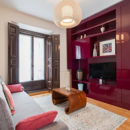 Apartamento Exterior En Lavapies Alquiler Temporal Madrid Buitenkant foto